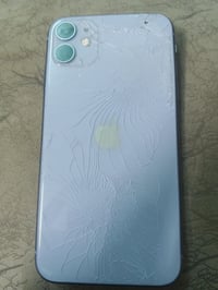 آيفون ١١ ٦٤ • بطارية ٧٣٪ • تك سيم