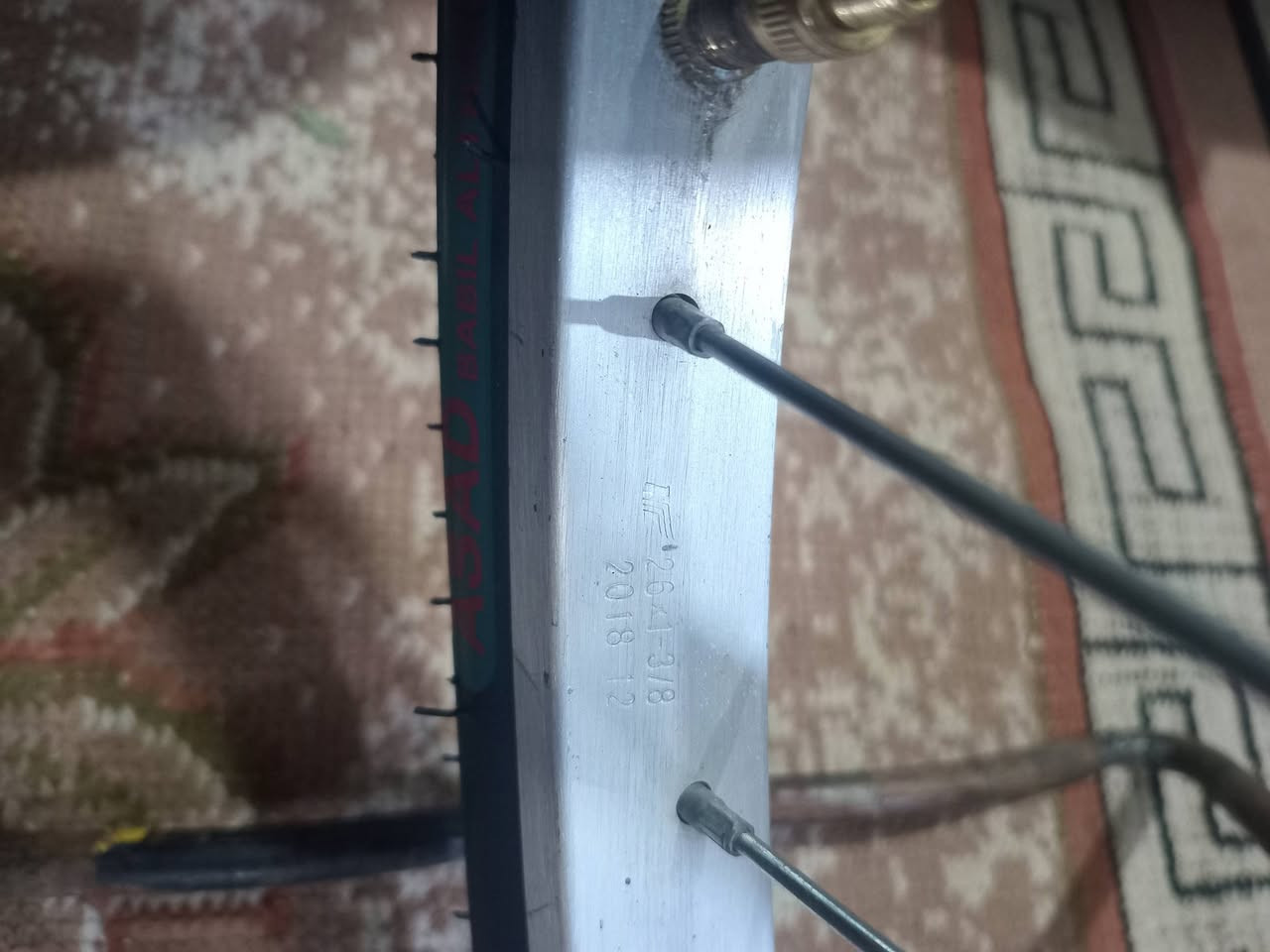 سلام عليكم بايسكل للبيع موديل 18 نظيف كلش السعر خاص او تصال ع رقم الهاتف ***********  المكان ذي قار قضاء الفجر
