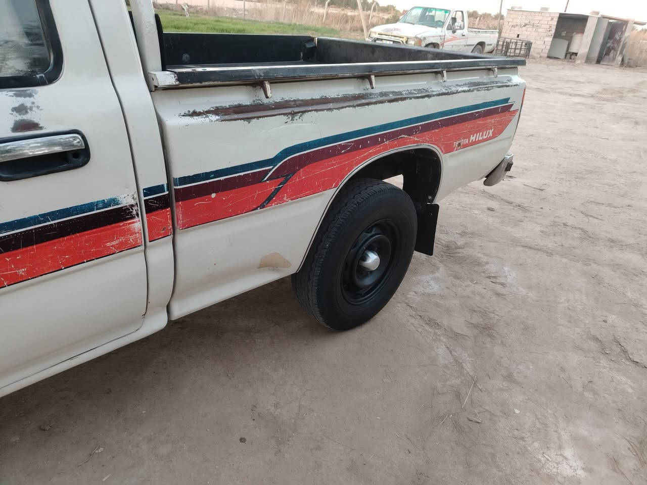 سلام عليكم
بيكم للبيع مديل 90 بلاديه لاضربه ولاتبديل

محرك وكير وشاصي حداديه كهربايات تخم تايرات جاهزه

رقمه (بغداد ) ل29 السعر 55وبيه مجال للشراي

اتصال مكانه ديوانيه *********** سياره مال جناي
