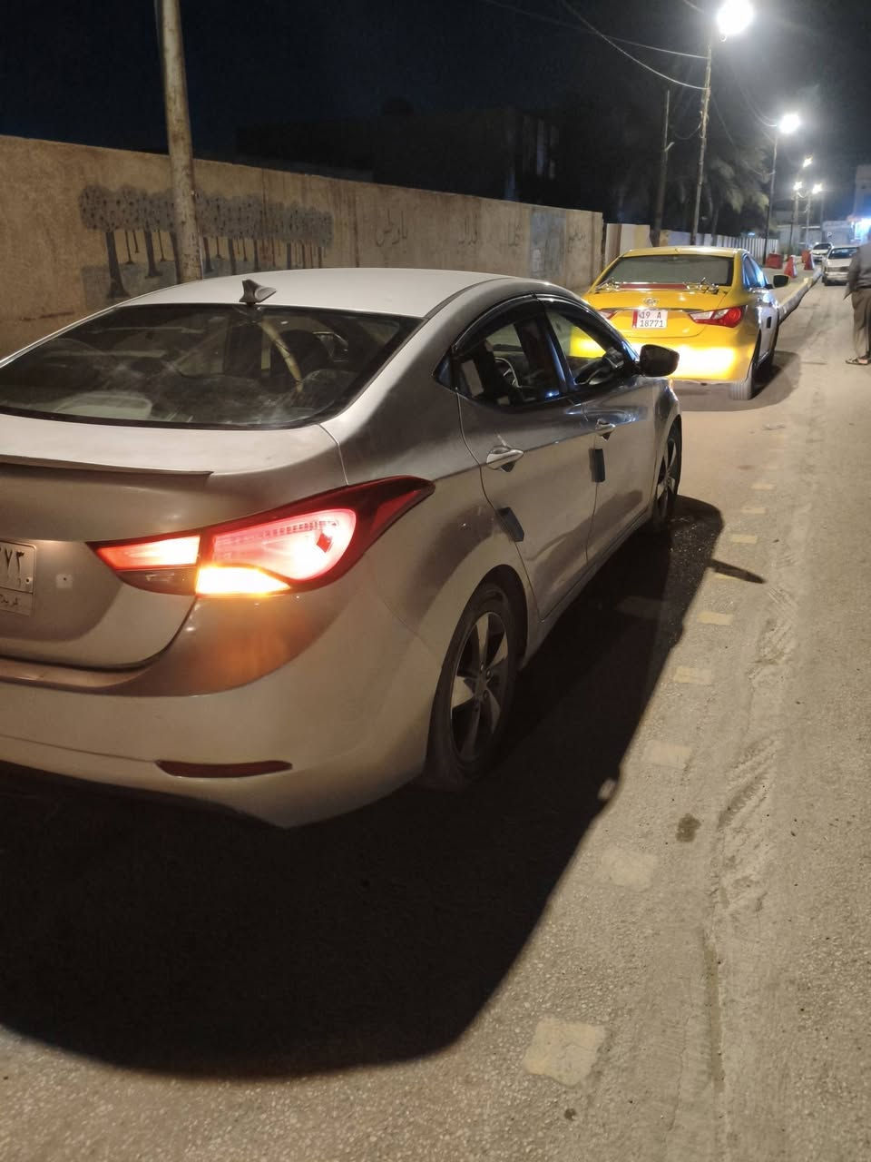 سلام عليكم النترا موديل 15 وراد امريكي حادثة جاملغ وبنيد بيه 3 قطع صبغ مابيه قطع بدله دواخل مابيه رقم كربلاء بسمي سنويه لل27 سياره نضيفه/ ***********
