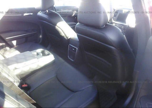 سلام عليكم اوباما 17s  فول حادثها جاملغ وبنيد صبغ فقط. ايرباك استيرن ودركه مااشيه 78الف  فور ويل ملغي بلكامل شاد عربانه كامل تو ويل انتبه ع فجوج الخلفي سياره كلش جديده شاصي لغد شاصي مكفول سعرها 200 وبيها مجال اسليمانيه هزه فحص جديدً تحويل ثاني يوم كير محرك صدر تايرات جديد ومكفول للشراي والجاد الاتصال علرقم *********** وات ساب
