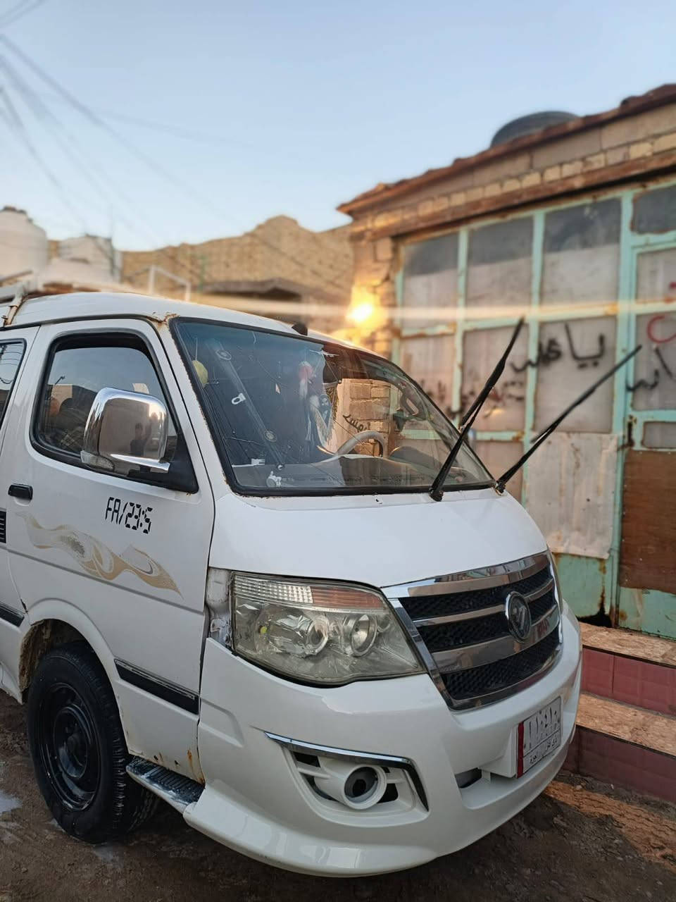 سلام عليكم من رخصه مديل الكروب فتون فراشه موديل 14 حره رقم ذي قار الماني وكاله عامه بسمي مكينه بيهه بخار مطلوبه هيه وضريبه ع المشتري السعر 35 الرقم ***********
