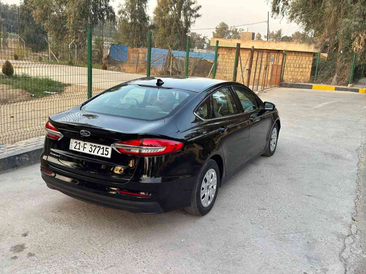 فورد فيوجن 2020 محرك 2500 المرغوب داخل عسلي
بدون صبغ حتى دعاميات بدون صبغ كفاله عامه 

 مواصفات السياره هاند بريك بصمه بصمه تشغيل رادار امامي رادار جانبي نقطه عمياء شاشة كامره السياره بحالة الوكاله كلها وضع بلادي صور الضرر موجوده بالمنشور مثل الاكلين السياره ضربتها كلش خفيفه صندوك بس ومبدل وبلادي نفس اللوان بدون دواخل بدون ايرباك بشرط ماشيه62 ميل  تخم تاير وحداديه جديد بسمي السياره شرط الغرامه والتحويل  السنويه والرقم وهزة وبراد كله جديد 
مكان السياره سليمانيه 
للاستفسار عن السياره والسعر اتصل/  ***********
