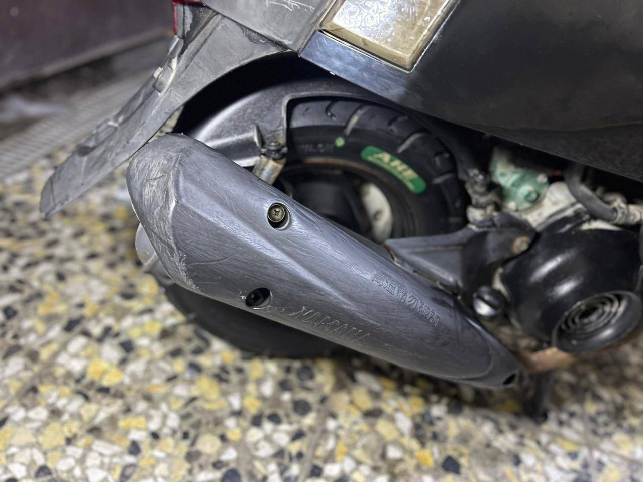 دراجة بوليس للبيع دراجه شلعه و معدل مكينه بلاد رايدها ب600 و بيها مجال بكاني شعب رقم ***********
