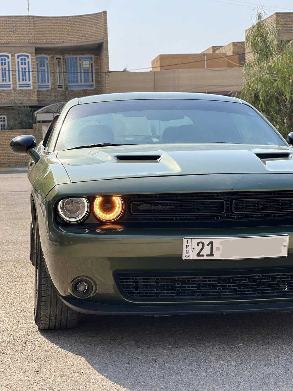العضلات الامريكية 
جالنجر 2022 مواصفات SXT معروفه 
"السيارة وارد امريكي بدون اي ضربه ضررها تخريب فقط كلير جاملغ وبنيد والباقي كفاله "

محرك 3.6 V6
ماشيه 50 الف ميل 
كير اوتوماتيك 8 نمر ناعم وعزم مرتب
تشغيل بصمه 
شاشة وسطية
كاميرا خلفية + حساسات
نظام Sport Mode
هالات LED أمامية برتقالية منظرها نار بالليل 🔥
سبويلر خلفي رياضي
دبل إكزوز رياضي

السعر 210 وبي مجال


**إذا كنت صاحب هذا الإعلان وتريد حذفه لأي سبب، رجاءا أرسل رسالة إلى الدعم الفني**