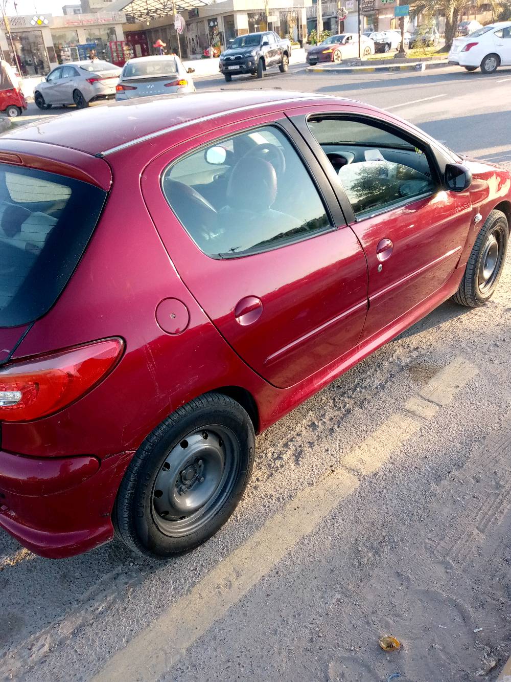 بيجو للبيع كير محرك نضيف بسمي سنويه شاشه كامره تبريد شغال سعر 43 وتصال ***********