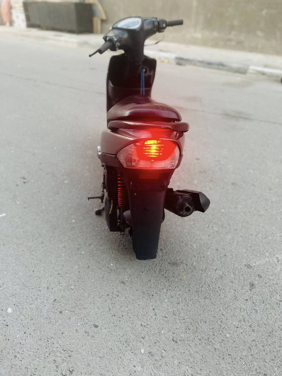 ماكس عدله ما مفتوحه سلف هندر شاير لايت عالي ناصي سكنات كهربائيات كلها شغاله اي نقص ماكو بوشه49بلاد ما مفتوحه كفراتها بلاد مختمات سعر 575 وبيها مجال الاستفسار *********** أو متواجد وتساب مكاني بصره حي الشرطه
