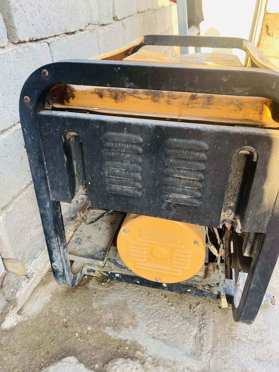 السلام عليكم مولده گامه مفتوح  للبيع عل فحص وشرط نضافه فول فقط عايزه باتري الديوانيه السنيه  رقم ‏‪***********‬‏
