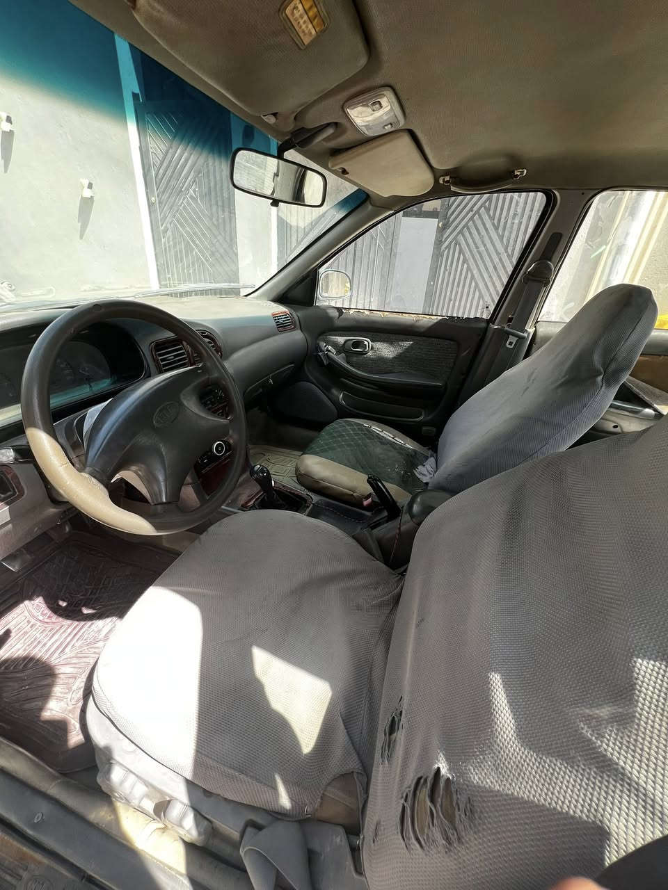 كيا كريدوس للبيع سعر 20وبيها مجال حك الجيه
مديل1997

جام 4شغال

مسجل و سماعات 

السياره نقصها بس بنيد كير عادي مكانها بغداد الدوره اني مكلف بالنشر تواصل***********
