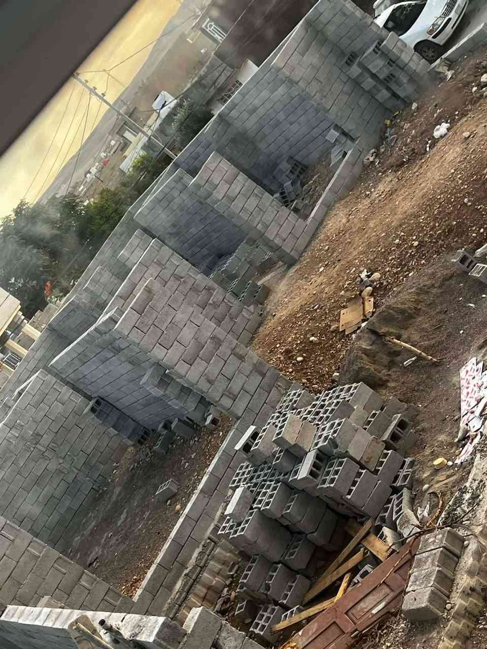 هيكل للبيع مساحه 304

الهيكل ركن صاير الفرع صب وبناء جديد 
غرفه2
أستقبال 🏚️
صاله🏡
مطبخ🏘️
صحيات🏚️
وصاله 🏛️
صحيات 🏬
حديقه وحوش

السعر  مناسب اتصل وتدلل 
خانقين بانميل  

للأستفسار المراسلة او الاتصال 

 ***********☎️📞

