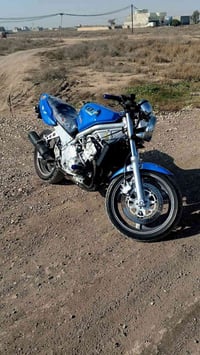 سي بي فور ٤٠٠ • موديل ٢٠٠٠ • اوراق اصلية