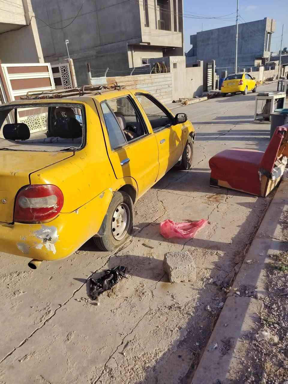السلام عليكم اعارض بستوته بس جديده رقم جديد سنويه ٢٨ شرط التحويل ما عليها غرامه  بس هيئه مال سنه  محرك كورله لا صرف ولا نفخ باقي التفاصيل ***********
