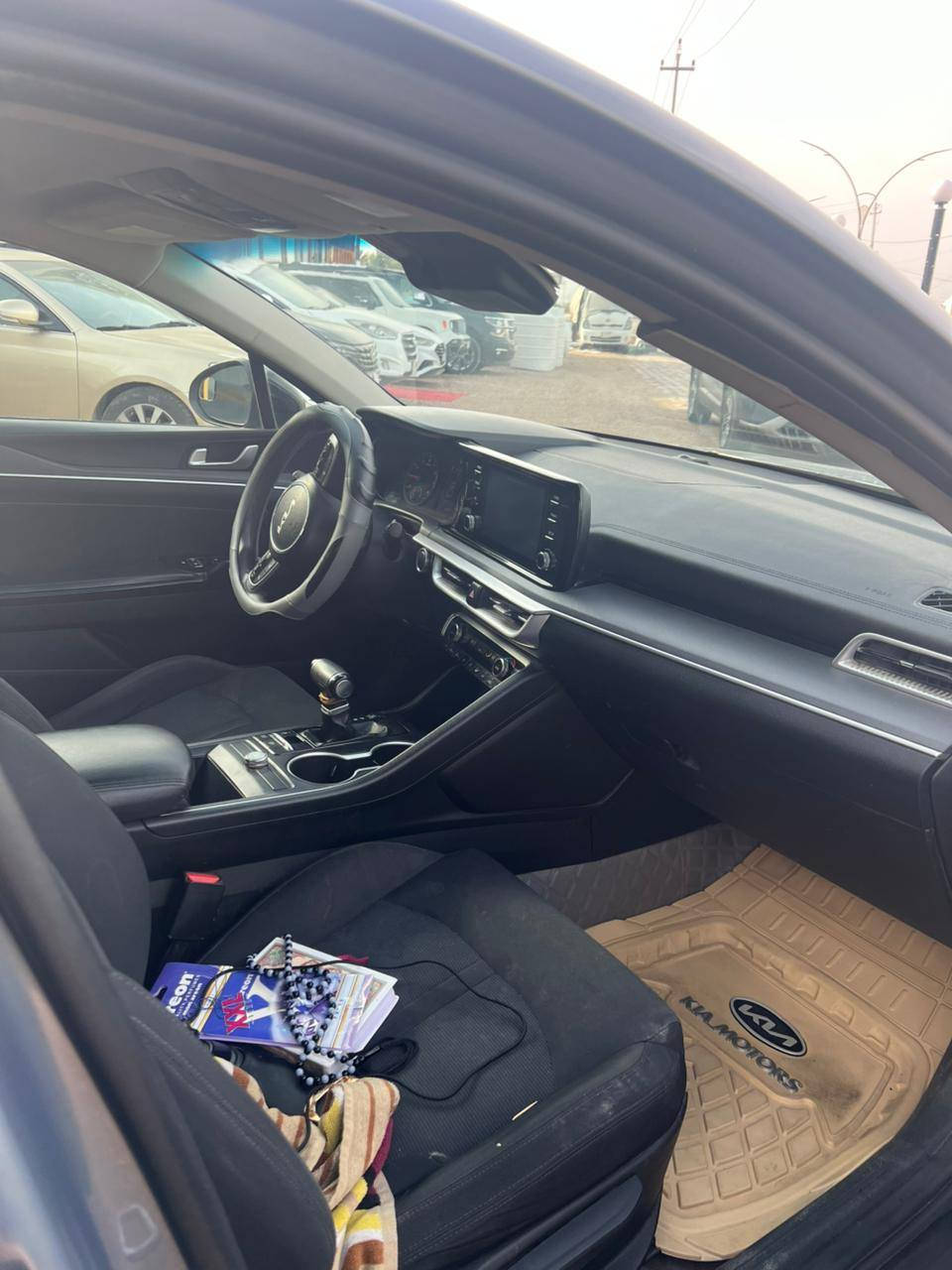 السلام عليكم
كي فايف 2021 وارد امريكي معوقين رقم مثنى سياره جاهزه وجديده وكاله من المالك مباشر 
الضرر مرفق بالسونار مع الصور  ... السعر 115 مع المجال البسيط مكان الرميثه 
***********
***********
