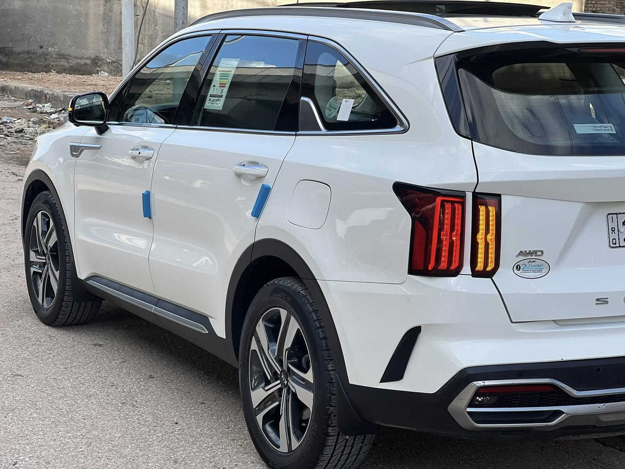 تحية طيبة 
كل عام وأنتم بألف خير 
للبيع سورنتو موديل 2021 خليجي رقم بغداد بأسمي  استيراد خاص 
 فول 1/1 اعلى فئة
الــمــواصفات 
دفع رباعي 
بصمه تشغيل 
بصمه بيبان 
تشغيل عن بعد 
جنطه كهرباء 
گير ماوس
بنوراما /   
/ 6 كاميرات +كامرات عند الانعطاف يمين ويسار /عداد دجتل /توقف ذاتي/ كشنات تدفئه تبريد / سايد بريك بصمه  / شفتات استيرن / كشنات كهربائيه اماميه وخلفيه / جي بي اس / محرك 6 سلندر / لايت 4 عدسات led / اربع انضمه قياده / سبورت / ايكو / سمارت / نضام مانع انزلاق / نضام نزول منحدرات / كير 8 نمر / وباقي المواصفات معروفه السياره فول 1/1

رقم الهاتف ***********
السعر /277/ وبيها مجال حك الجيه
مكاني كربلاء المقدسة
