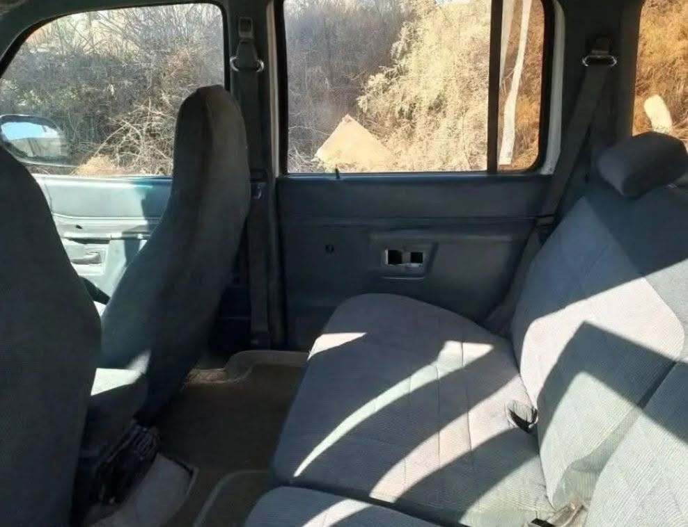 فورد أكسبلور 1996 لون ابيض محرك محور vvvti 3000 رقم بابل انكليزي باسمي تحويل مباشر محرك حداديه خير من الله كهربائيات شغاله نقصه دوشمه *********** رقمي سعر 40 وبيها مجال مكاني كربلاء المقدسة الحر
