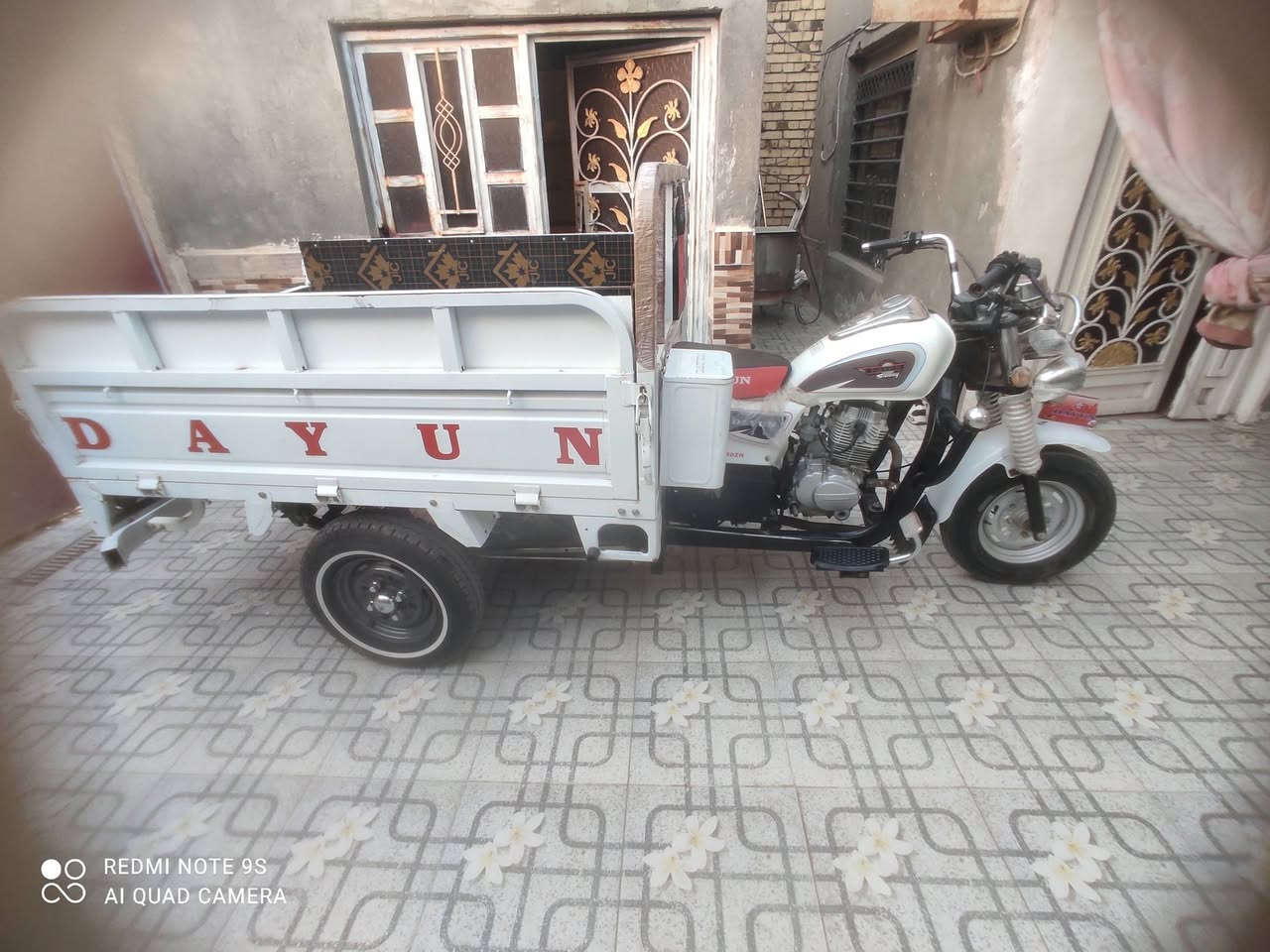 ستوته دايون موديل 23 نضافه شوفت عينك ما ناقصها اي شي ستوته ما مفتوحه السعر 3وربع وبيها مجال  مكاني ناصريه حي شهداء ***********
