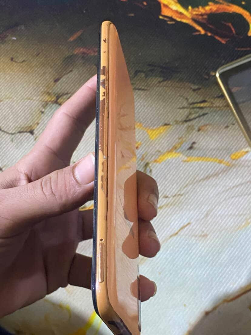 سلام عليكم 
Galaxy A70 جهاز مبدل بس لمس شرط شاشه بلادي تفحص يلا تاخذ ولباقي شرط كله بلادي كامرات فول دبل سيمكار بطاريه 5000 ذاكره 128 رام 6 السعر 90 وبي مجال شراي يتصل ***********
