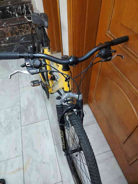 ولا شخط Specialized نظيف جدا معدن المنيوم خفيف بحالة ممتاز تايرات سستم سيباية كشن دبل جميعها اصلية 
*********** رجاءا البيع للجناي فقط
