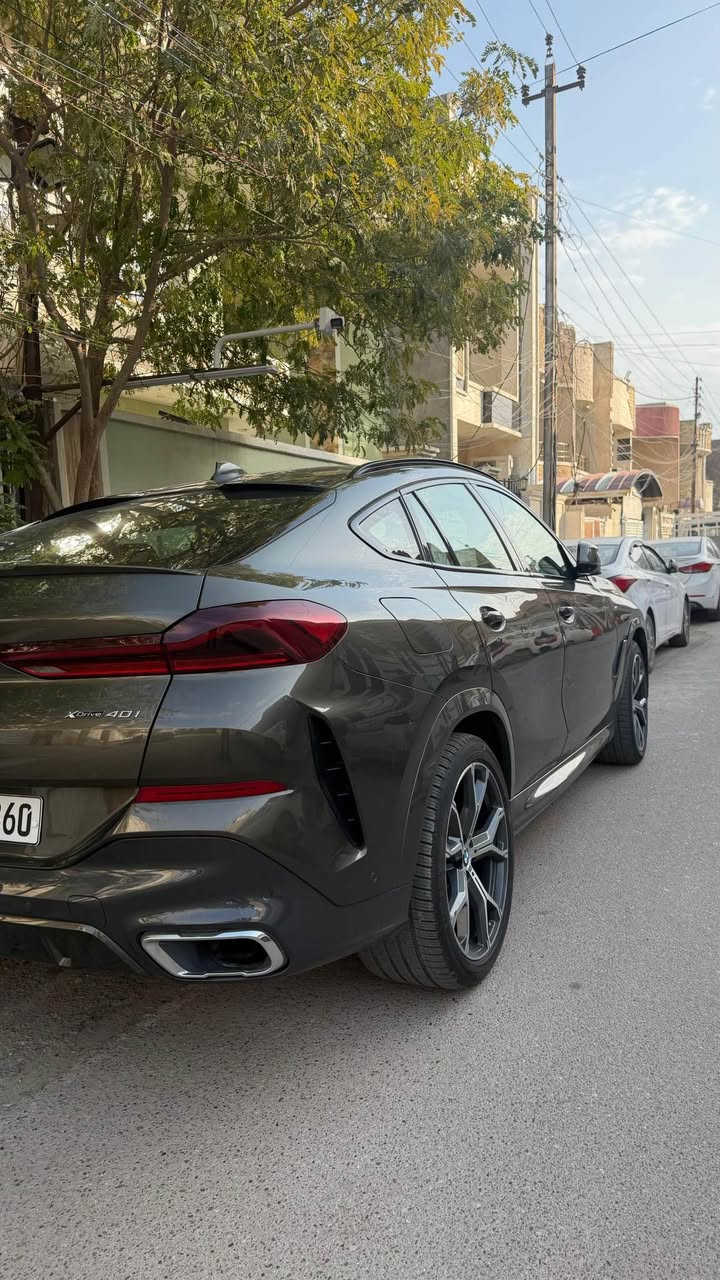 السلام عليكم - للبيع فقط

BMW X6 xdrive 40i 
موديل 2021 وارد خليجي وكالة العروش 

محرك 6 سلندر 3000 توين بور تيربو دفع رباعي 

ماشية 68 الف كيلومتر

السيارة فول مواصفات 

دخول ذكي - نقاط عمياء - فتحة سقف بانوراما - اضاءة LED - 

حساسات 360 درجة - كامرات 360 درجة - مقاعد جلد 

تحكمات ستيرن - شاشة كبيرة - شاشات خلفية - 

قطع كاربون فايبر بالداخل - مقاعد تدفئة و تبريد 

باقي المواصفات معروفة .

السعر 54,800$ 
قابل للتفاوض بالمعقول 

للاتصال : 
*********** بغداد, العراق
