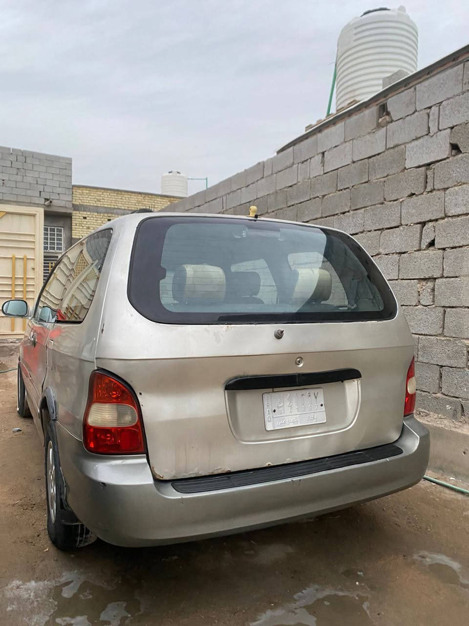 كية كرنفال موديل 2000 محرك محور بم و نوزل كير عادي الرقم بغداد - خصوصي السياره شرط تحويل العنوان بصره قضاء الزبير الرقم ***********
