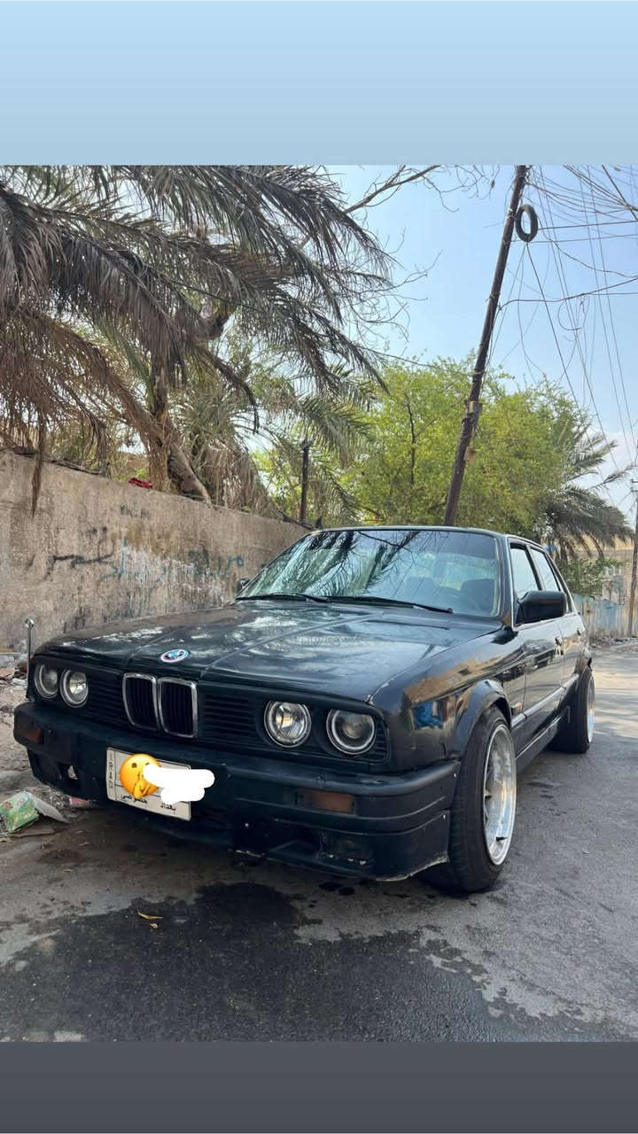 السلام عليكم 
زعرة تفصيخ للبيع
مكينة 6 سلندر مكسر ضفيرة سيمنز عقل ms40
كير عادي جاترك نمرة طويلة
داخل حلو كشنات ٣٦ جاد اسود
مكاين جام كهرباء ويالة 16 هارتج ٤ خلفيات دبل شفة و الخامس امامي سبير 
حدادية نضيفة عربانة دسك اكسل ٨ براغي وارد يابان منضومة تبريد كاملة
عنواني بغداد الطالبية و موجود توصيل اي مكان
للاستفسار ***********/***********
و الخاص مفتوح❤️
