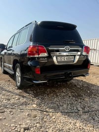 لاندكروزر • ٢٠١٣ • كفاله عامه