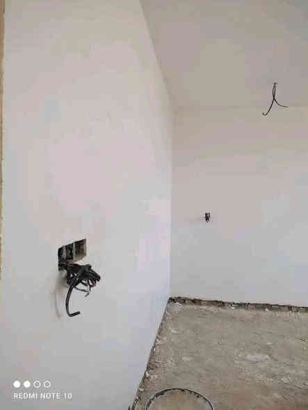 لبّاخ متفرغ 📢
شغل درجة أولى + التزام بالعمل
 لبخ – جص – بياض – لط (داخل وخارج)
💰 أسعارنا مناسبة للجميع
🛠️ الشغل استلام مهندس

📞 واتساب: ***********
