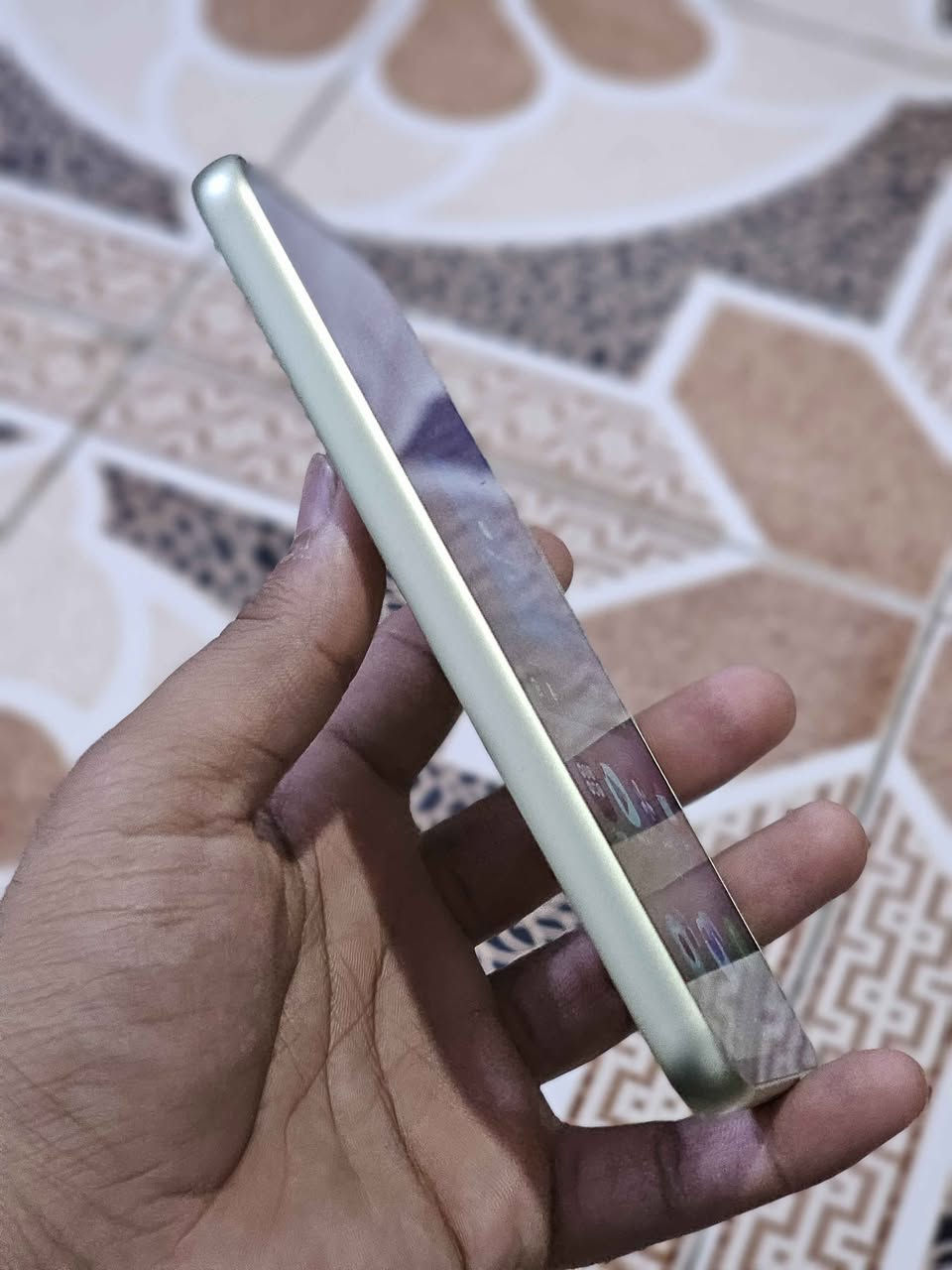 كلكسي A54 5G
ذاكره 128/12
شرق اوسط دبل شريحه 
مكفول كفالة عامه 
ملحقات كامله + ويا شاحنه 45W الاصليه 
السعر خاص 
عنوان نجف عباسيه  وتوصيل موجود 
*********** واتساب فقط النجف, العراق
