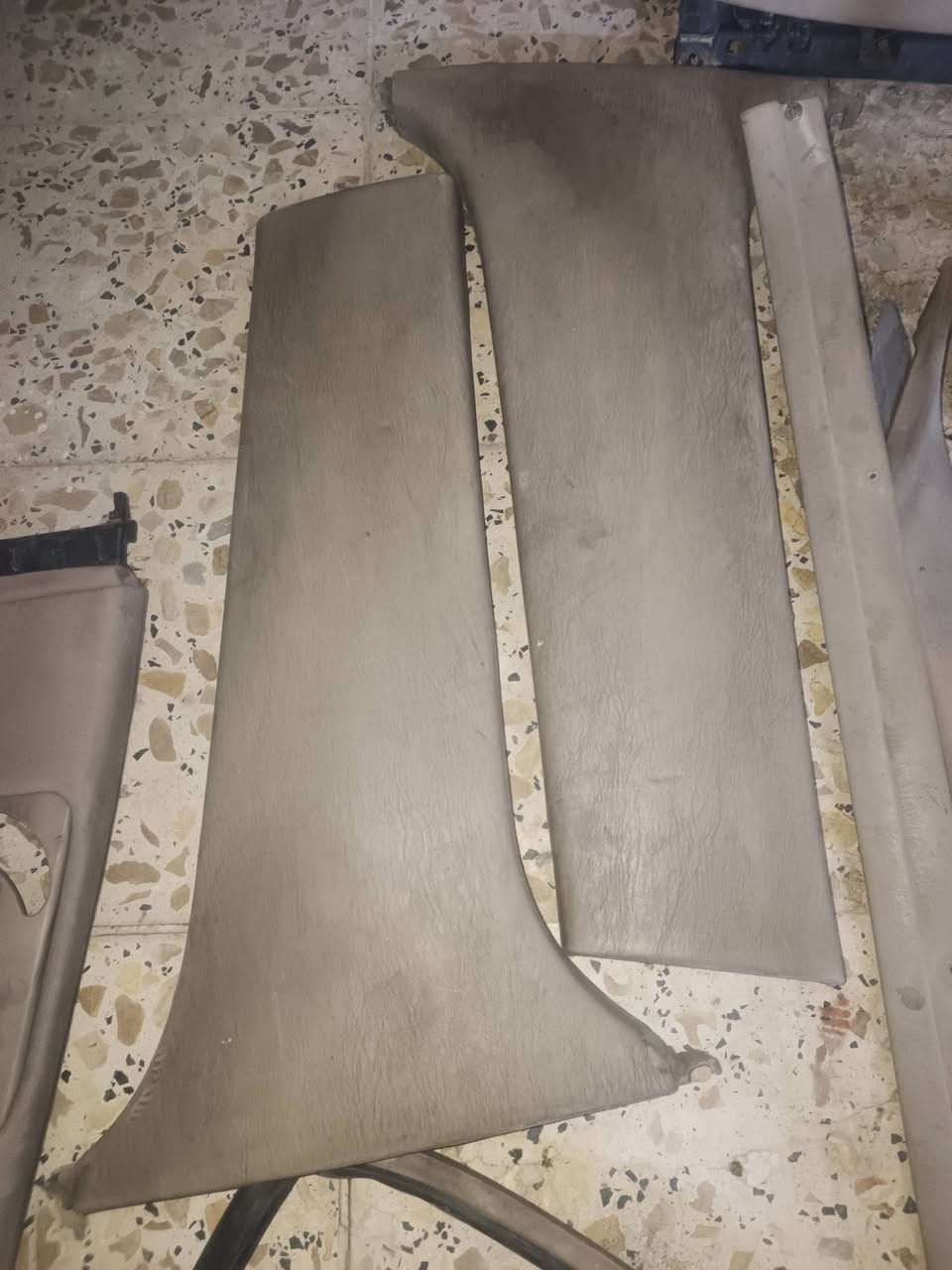 غراض ملكة لبيع
شلعة او كلمن وسعرها
شراي اتصل***********
