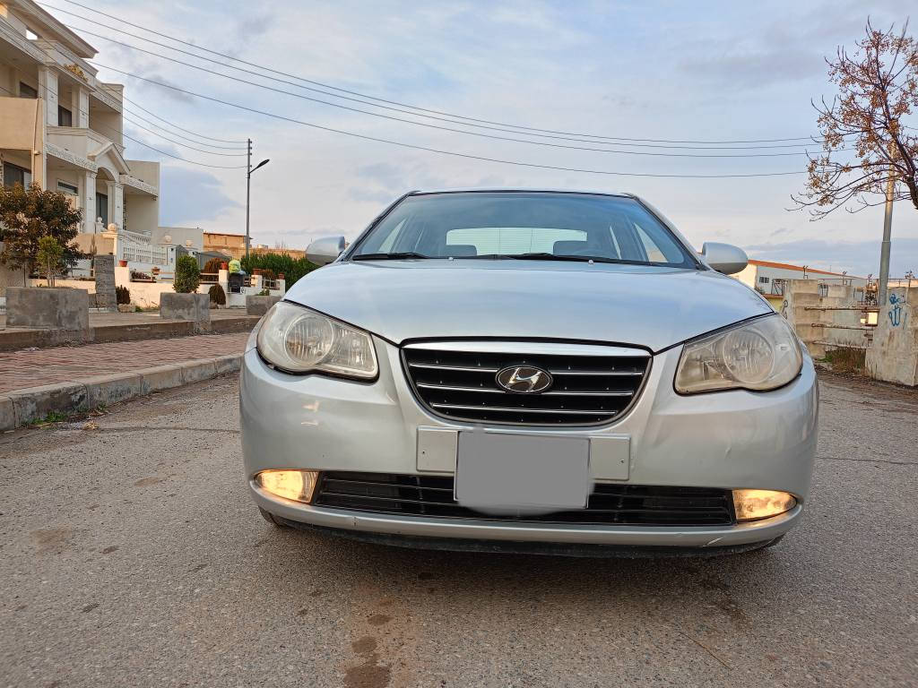 ئاڤانتی دوبەی موس و براوە مەکینە ١٦ دکشن بەرز  
کوشن هیتەر 
سوکان ڤۆلیۆم 
تەبرید لەمس 
ئاوێنە شەفت چوار تایەو ویلی لۆکی لەژێرە
تەبرید سارد و گەرم بە شەرت 
کامل مەسرەف کراوە 
گێڕ و مەکینەی بەشەرت
ژ.م ***********
                         *********** كويسينجاك, أربيل
