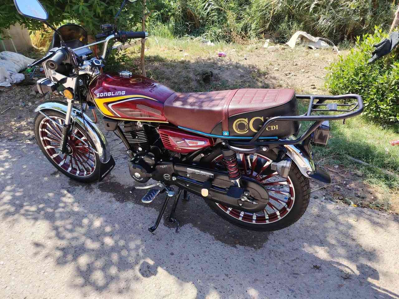 للبيع دراجة سيفان موديل 26 دراجة جديدة مابيه اي نقص محرك 200 دشبول شاشة ايباد بصمه تشغيل عن بعد مكفولة كهربائيات كله فول اوراق كارتونيه ومنفيس فقط بدون كمرك مكان بغداد المدائن سلمان باك سعر ٨٧٥ وبيه مجال قليل للاستفسار *********** واتساب الموشراي لايتصل ولا يعلق لحد يكسر بحلال العالم
