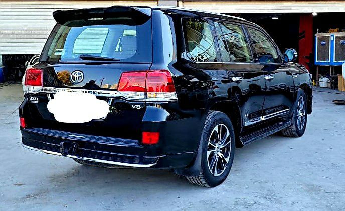 السلام عليكم من رخصت الادمن المحترم للبيع مونيكا GXR/2020 بيها كم قطعه صبغ ابيع احزام سياره خير من الله جير مكينه صدر سياره جديده رقم اربيل تحويل ثاني يوم  ***********}السعر 431بي مجال
