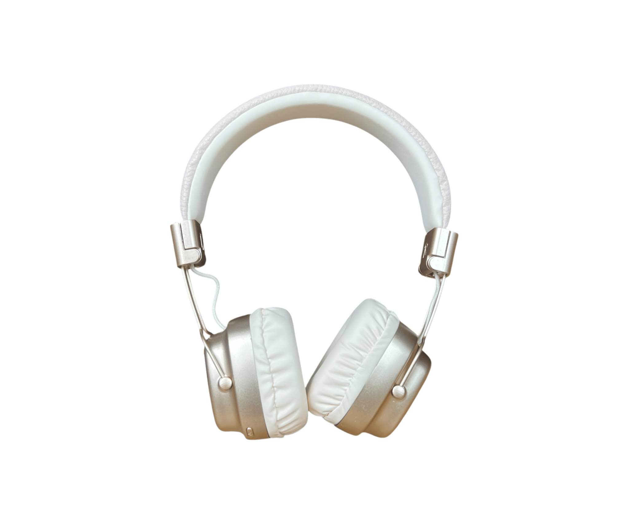 سماعة رأس بلوتوث JBL TUNE 440BT بإضاءة 3D LED – صوت Pure Bass

الاستخدامات:

الاستماع إلى الموسيقى بجودة عالية وباس قوي.

مشاهدة الأفلام والمسلسلات بصوت واضح ومحيطي.

إجراء المكالمات بدون استخدام اليدين.

الاستخدام اليومي في المنزل، العمل، أو أثناء السفر.

مناسبة للطلاب، الجيمينغ الخفيف، والتنقل اليومي.

المميزات:

تقنية JBL Pure Bass Sound لصوت عميق ونقي.

إضاءة جانبية 3D LED مضيئة بتصميم عصري جذاب.

اتصال Bluetooth V5.3 سريع وثابت.

تدعم Multi-Point Connection (الاقتران بجهازين بنفس الوقت).

بطارية بسعة 400mAh.

مدة تشغيل تصل إلى 40 ساعة.

زمن شحن تقريبي: ساعتين.

إمكانية إجراء مكالمات Hands-Free مع مايكروفون مدمج.

تدعم التحكم الصوتي.

إمكانية تشغيل عبر مدخل AUX.

منفذ شحن Type-C.

تدعم كرت ذاكرة TF.

أزرار تحكم جانبية (تشغيل، إيقاف، مستوى الصوت، تنقل بين المقاطع).

تصميم خفيف الوزن وقابل للطي.

وسادات أذن مبطنة ومريحة للاستخدام الطويل.

حجم الدرايفر: 40mm.

محتويات الصندوق:

سماعة JBL TUNE 440BT.

كيبل شحن USB.

دليل استخدام.

الملاحظات:

قياس الكارتون:

الطول: 16 سم

العرض: 7.5 سم

الارتفاع: 19 سم

تتوفر بعدة ألوان (أبيض، أسود، بني).

اللون والإضاءة يضيفان طابع مميز أثناء الاستخدام الليلي.

يفضل شحن السماعة بالكامل قبل أول استخدام.

أبعاد الكارتونة:

16 × 7.5 × 19 سم بغداد, العراق


**إذا كنت صاحب هذا الإعلان وتريد حذفه لأي سبب، رجاءا أرسل رسالة إلى الدعم الفني**