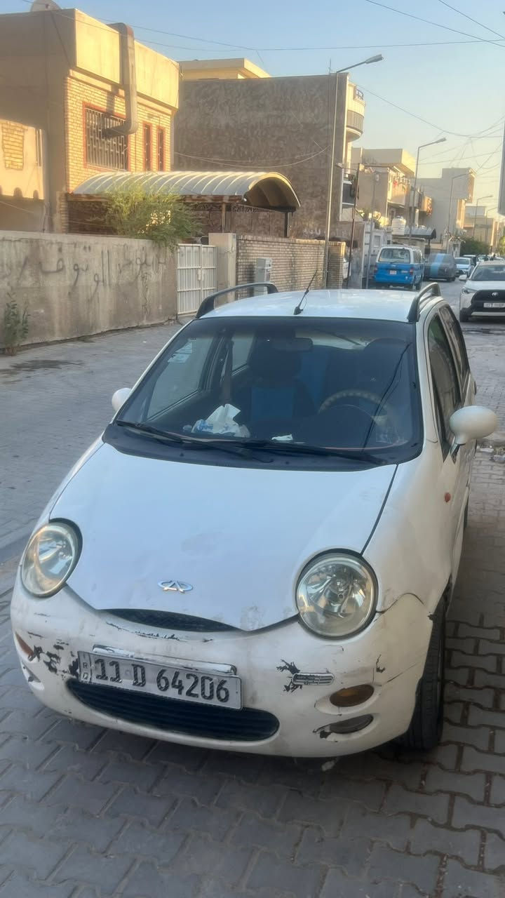 السلام عليكم
سيارة كيوكيو للبيع موديل ٢٠١٢ ماشية ٩٦ الف حقيقي

السيارة سيارة بيت للتعلوم بيها نقوصات و تم تنزيلها من السعر 
الاصلي ، ٢٣ ورقة وبيها مجال باقي تفاصيل السيارة بالخاص واتس *********** 
مكان السيارة بغداد الغدير ساحة ميسلون
