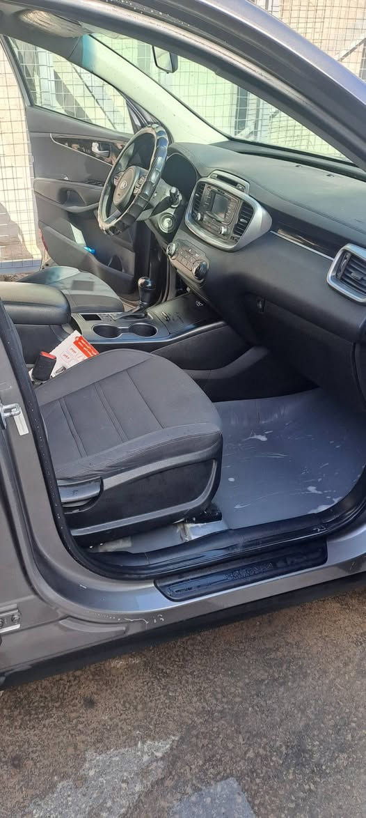 سورنتو موديل ١٦ كفاله ماشيه ٥٨ جديد كلش


**إذا كنت صاحب هذا الإعلان وتريد حذفه لأي سبب، رجاءا أرسل رسالة إلى الدعم الفني**