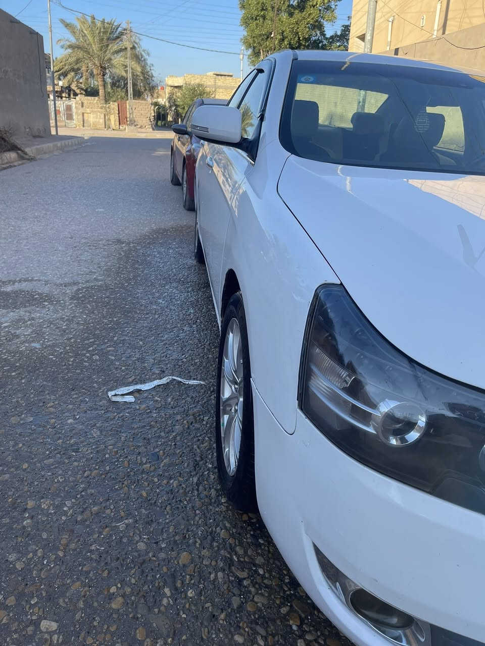 يا الله اخوان جيلي ام كراند موديل 12للبيع EC820كير مكينه مكفولات عام لاتسولف بيهم تبريد قطعتين ثلج 🥶حداديه امامي خلفي جديده وع الفحص والشرط توني ناكتهم نكت ادامه للمكينه كامله نوزلات بلاكات مجاول كلشي جديد  تخم تاير جديد سياره ماناقصها ربع دينار تجي وتشوف بعينك سياره مصروف عليها ومتعوب مال جنايي وشرط مال جني باسمي رقم وهزه جديد رقم بغداد تحويل ثاني يوم كشرتها مكفوله بيها بس هلالات معمره تعمير درجه اولى اثر خياس وطخه بصيطه بالباب سايق مبينه بالصوره مامعمره والباقي كله مكفول عنواني بغداد شراي يتصل سعرها 81 وبيها مجال بصيط اخوان ماتعجبك مايعجبك سعر اعبر منشور لان سياره مكلفتني هواي وتسوه اكثر من هذا السعر سياره مال جناي ومتعوب عليها مواصفاتها معروفه ميحتاج اذكرهم الشراي يتصل 
 بغداد ***********
