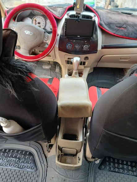 سلام عليكم سياره تيكو للبيع مكينه ميكانيكي 1800
السياره ما بيها ضربه مكفوله  مغلفه اسود للجماليه 
تخم كامل تايرات حداديتها مكفوله كامله 
شاشه وكامره خلفيه فتحه بلقماره 

اخوكم مكلف بلنشر السياره موجوده يمي 
سعرها. 56 وبيها مجال 👇🏼
***********
