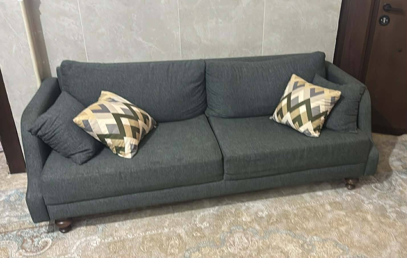 تخم 8 مقاعد تركي ماخذينه ب مليون يبيعونه ب 300 قفل


**إذا كنت صاحب هذا الإعلان وتريد حذفه لأي سبب، رجاءا أرسل رسالة إلى الدعم الفني**