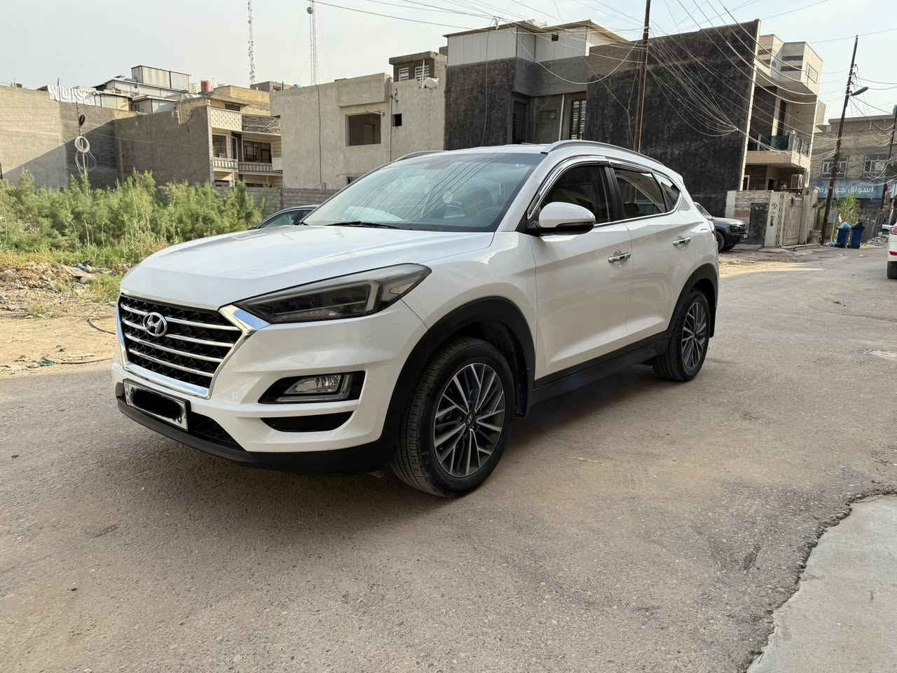 توكسان 2019
السياره اخذتها زيرو بموديلها صار عندي طخه بل جنطه 
سويتها بارد ثلاث اصابع فقط سويت فحص من ردت ابيع طلع عندي بنيد مبدل بلادي بدون صبغ ولا حادث شلون ليش ما اعرف المهم بيها تبديل بنيد 

رقم بغداد الدولي الجديد
 مشروع وطني سنويه جديده
السيارة ب اسمي 
ومحول الرقم الجديد 
يعني من كلشي كاملة الياخذه مجرد تحويل ثاني يوم
والاسبير المقدس منازل
مواصفاته /
بصمة تشغيل
بصمة ابواب
خمس عدسات
٣ انضمة قيادة
٢ كراسي كهرباء
الداخل كشنات جلد
٢ لدات امامية 
ثلاجه بلجكمجه
محرك ٢٠٠٠ دوش
اي بي اس
فول تحكم ستيرن
حاجب نهاري
كشافات زينون
الدشبول والغرفه الداخلية كله صاج
حساس خلفي
مري شفط ويا القفل
سايد بريك بلرجل 
نضام ترحيب
ويل ١٨
مخرج Aux 
مخرج usb
لد امامي 
لد خلفي
لدات باليدات
لدات بل مري ترحيب
مثبت سرعة
اشاير بلمري
يدات نيكل 
قطعتين تبريد
السيارة مدوشمة ارظيه جلد وكشنات  
تبربد فول 
محرك مكفول 
كير مكفول 
السيارت كلها على وضع الشركه بدون تصليح 
يعني الياخذة مجرد تحويل
السياره سعره185$ و بيها مجال 
مكان السيارة بغداد الدوره 
وهذا رقمي 
***********
