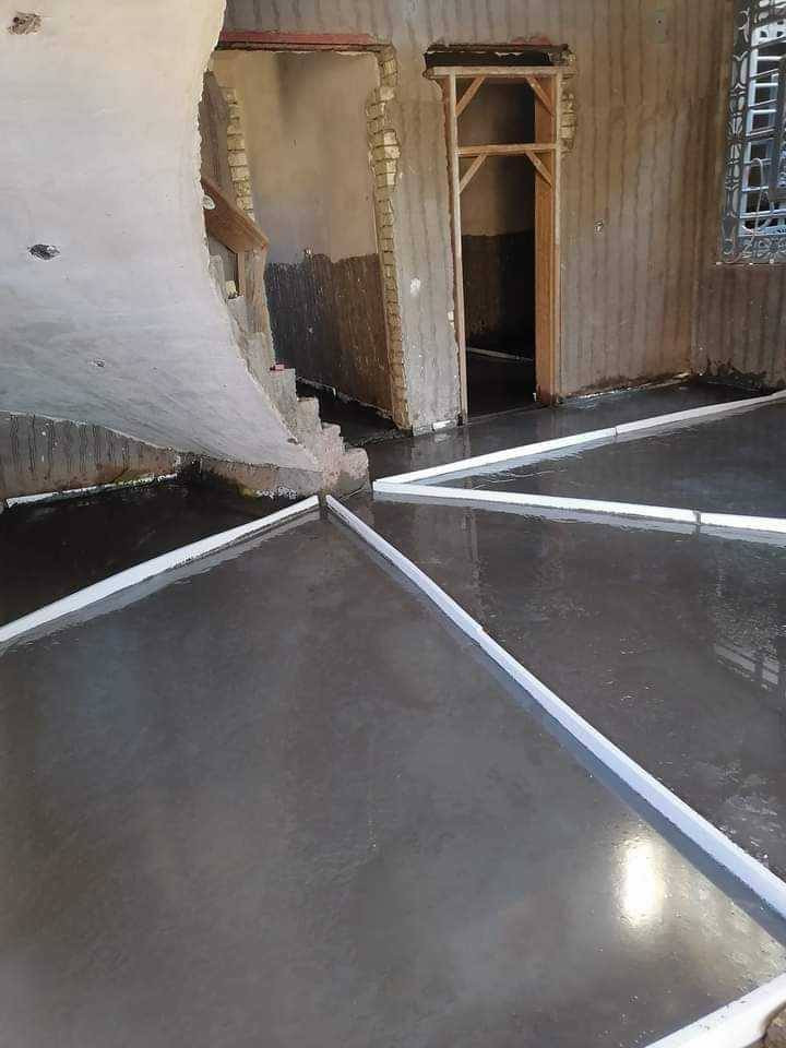 السلام عليكم توجد خباطه صب لكافت الارضيات للاتصال ***********
