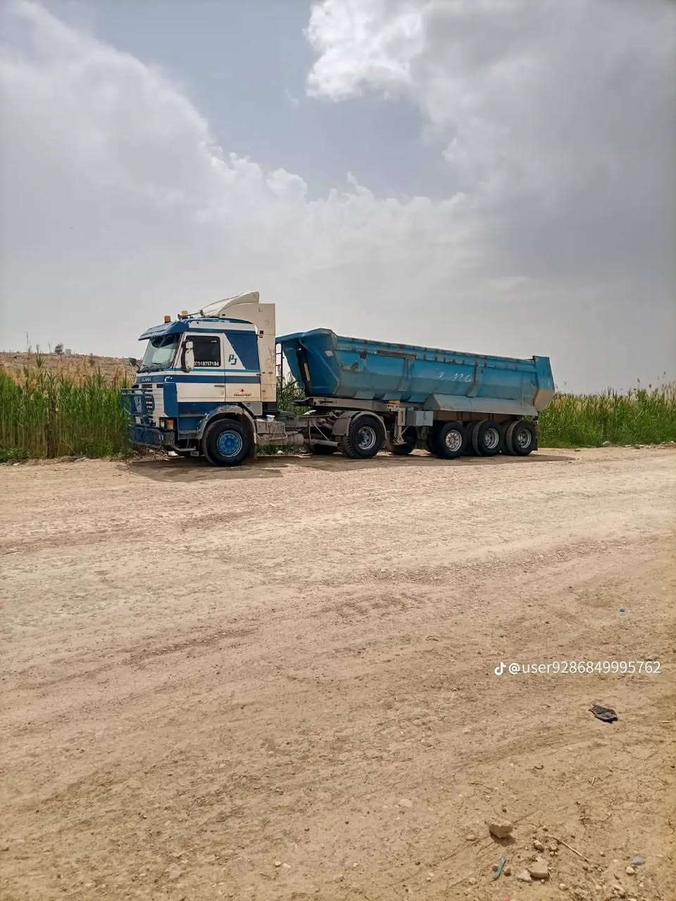 للبيع سكانيا 143 محرك معمر جديد لا صرف ولا نفخ إستفسار على هذا الرقم ***********
