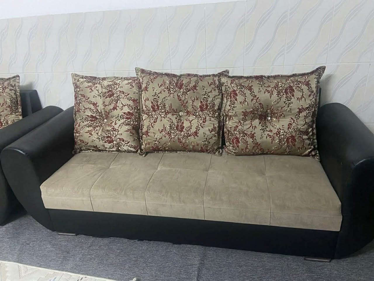 قنفات للبيع توركيه مابيه عيب سعره 175 مكان كركوك كركوك, العراق


**إذا كنت صاحب هذا الإعلان وتريد حذفه لأي سبب، رجاءا أرسل رسالة إلى الدعم الفني**