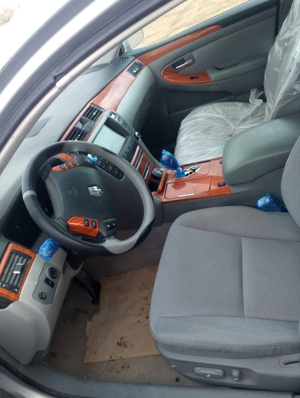 سلام عليكم شاهينه للبيع ادوات كصتين نضيفه كلش ***********ب واتساب
