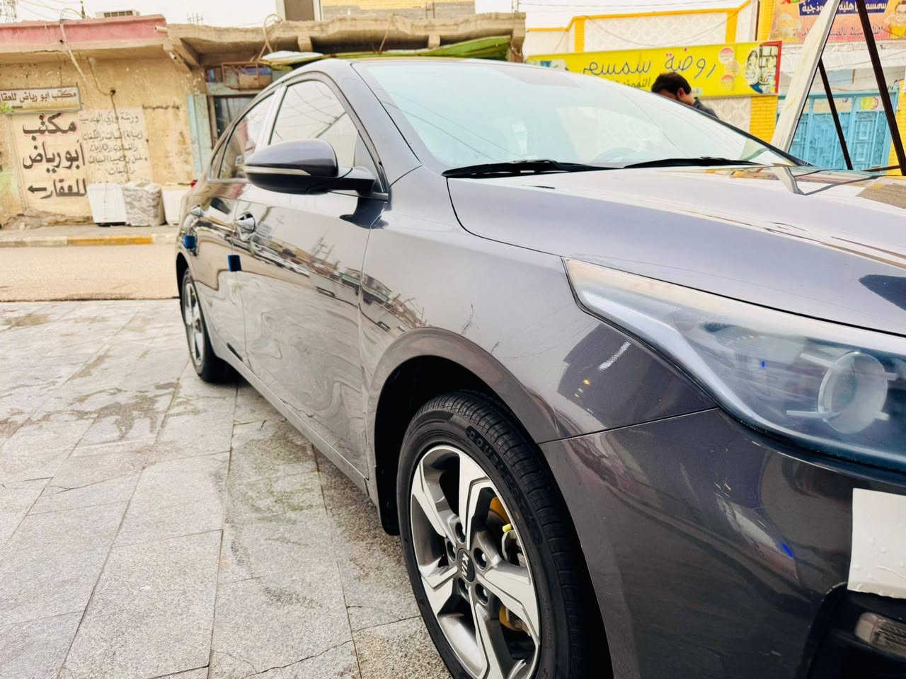 سلام عليكم
سيراتو موديل 2019  رقم مثنى حره مداور ثاني يوم ...

سياره مكفوله صبغ فتح تبديل ...بيهه فقط دحجه اباب السايق

مكينه 1600 شرط ....سياره نضيفه نص فول كويتي ماشيه 84 

للاستفسار الاتصال عل الرقم  ***********
