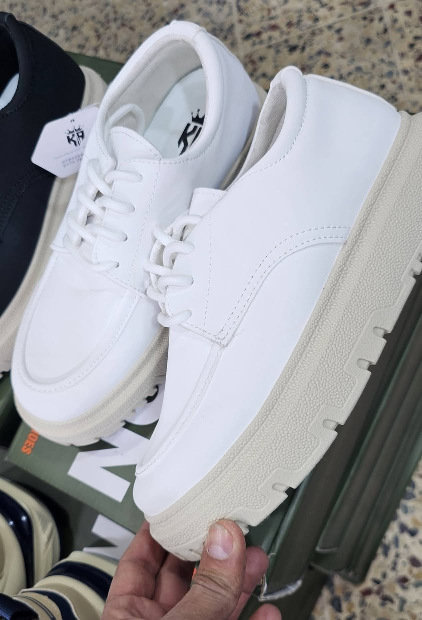 تم وصول وجبة احذية موديلات فووول 🤩🤩
درجة أولى وباسعار مناسبة💵💵💶💶
العنوان بغديدا قرةقوش خلف كراج السيارات 
نوار للألبسة الرجالية والرياضية 
#لايك_ومتابعة_للصفحة ليصلكم كل جديد


**إذا كنت صاحب هذا الإعلان وتريد حذفه لأي سبب، رجاءا أرسل رسالة إلى الدعم الفني**