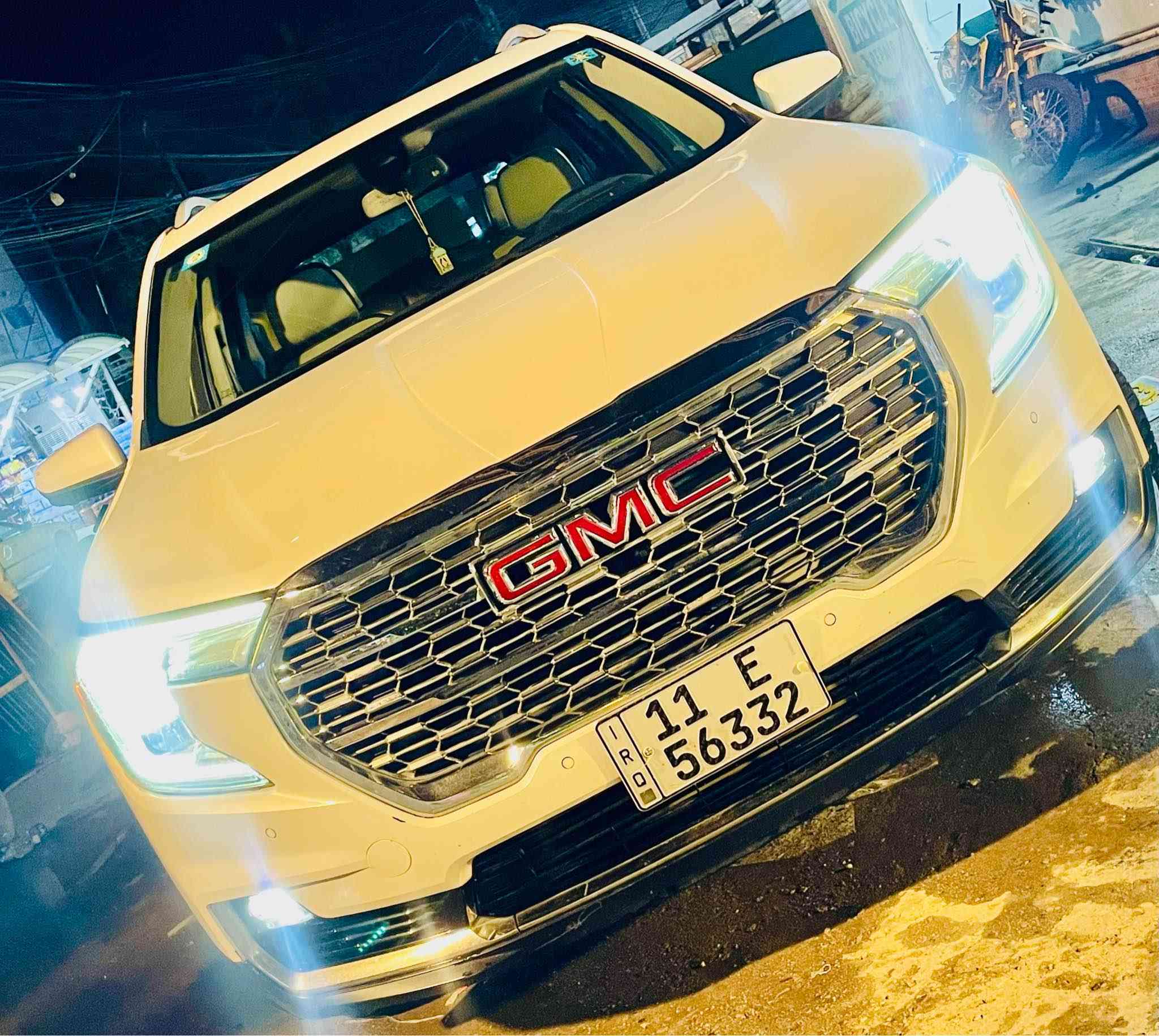 🔥 للبيع 🔥

جمسي تيران موديل 2022
فول دنالي (أعلى فئة)

🚗 المواصفات:
✔️ محرك 1500 تيربو ✈️
✔️ قير أوتوماتيك 9 سرعات
✔️ دفع رباعي (4WD)
✔️ تشغيل بصمة + دخول ذكي
✔️ شاشة وسطية كبيرة + نظام ملاحة
✔️ نظام صوتي Bose فاخر
✔️ كاميرات 360 درجة + كاميرا خلفية
✔️ حساسات أمامية وخلفية
✔️ رادار + مثبت سرعة ذكي
✔️ نظام تنبيه الخروج عن المسار
✔️ فرامل طوارئ أوتوماتيكية
✔️ داخلية جلد فاخرة
✔️ مقاعد كهربائية مع تبريد وتدفئة
✔️ مساحة واسعة للعائلة
✔️ فتحة سقف بانوراما
✔️ إضاءة LED أمامية وخلفية
✔️ جنوط وكالة
✔️داده شو

✔️ السيارة نظيفة جداً وخالية من الحوادث
✔️ استخدام شخصي بحالة ممتازة

📍 الموقع: [بغداد]
💰 السعر: [150$] دفتره وخمسين ورقه قابل للتفاوض للجادين

📞 للتواصل: [***********]

سيارة فخمة ومتكاملة المواصفات وجاهزه للستلام فوراً 👌🔥
::: بغداد, العراق
