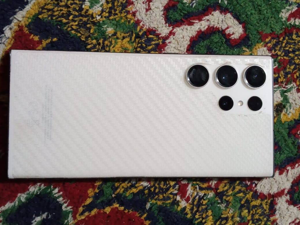 للبيع اس 23الترا. مبدل شاشه.. والباقي مكفول جهاز راقي...المكان بيجي ***********
