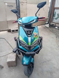 دراجه سكنس لبيع موديل 25 بطاريات 6على فحص درجه كلش نضيفه صارله 3شهر من...