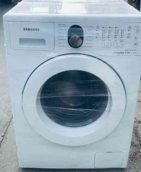 غسالة اوتماتيك نظيف وشغال. مستعمل
ماركة سامسنونك 
8كيلو تغسل بطانية
شغال 100% 
مستعمل نظيف جدا

ضمان ع التجربة اقتصادية
السعر 150 توصيل مجاني داخل اربيل 
للتواصل 

والحجز واتساب
*********** أربيل
