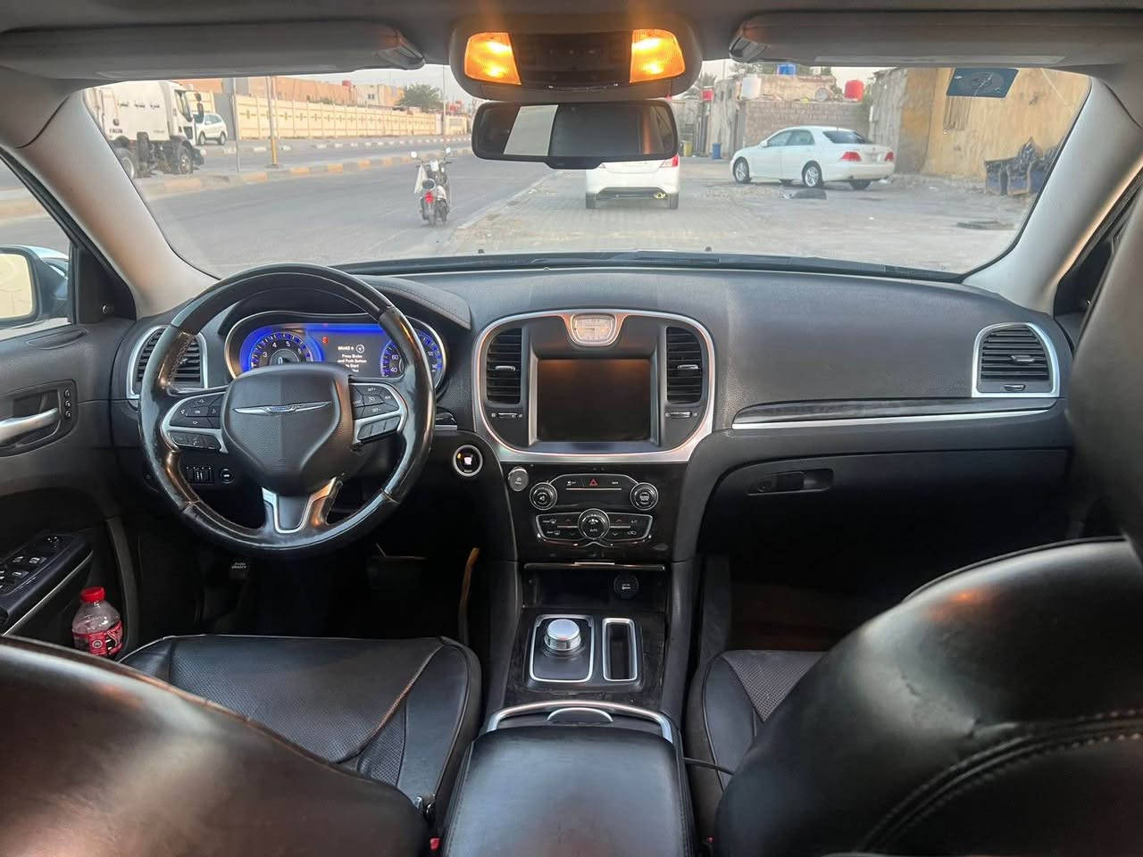 اوباما C300فول مواصفات كفاله عامه مديل 17اصل معلايه 23 رقم بصره بااسمي تحويل مباشر السعر 208 للاستفسار الاتصال *********** البصرة, العراق
